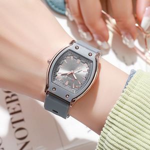 Orologi da polso quadrati per il tempo libero da donna orologi da ragazza semplici orologi sportivi al quarzo per donne e uomini - Product Image 3