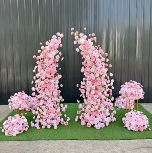 Arco de Flores Artificiales para Boda al por Mayor, Arcos Florales en Rosa, Verde y Rojo con Diseño de Cuerno de <span class=keywords><strong>Vaca</strong></span> para Decoración de Fondo de Boda al Aire Libre y Ceremonias - Product Image 3