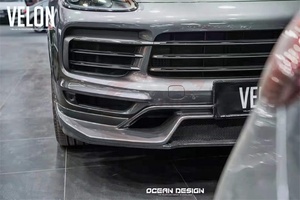 Kit Carrozzeria in Fibra di Carbonio Stile OC con Labbro Paraurti Anteriore, Minigonne Laterali, Diffusore Posteriore, Spoiler Posteriore e Parafanghi per <span class=keywords><strong>Porsche</strong></span> <span class=keywords><strong>Cayenne</strong></span> <span class=keywords><strong>S</strong></span> Coupé - Product Image 2