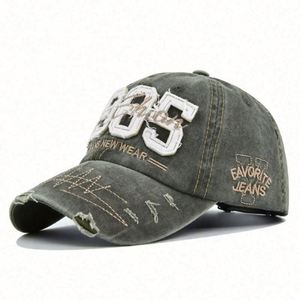 Casquette de baseball sportive unisexe en sergé 6 panneaux, effet vieilli, avec broderie appliquée 1985, style Dad Hat, du fabricant Sports Caps - Product Image 6