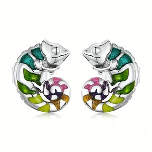 Boucles d'oreilles clous en or blanc E4578 pour femmes, bijoux fantaisie en alliage avec serti clos, boucles d'oreilles tendance - Product Image 1