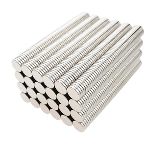 1Mm <span class=keywords><strong>2Mm</strong></span> 3Mm 4Mm 5Mm 6Mm 7Mm 8Mm 10Mm Nam Châm Đĩa N35 N40 N45 N50 N52 Mạnh Mẽ Neodymium Nam Châm NdFeB Vật Liệu Từ Tính - Product Image 4
