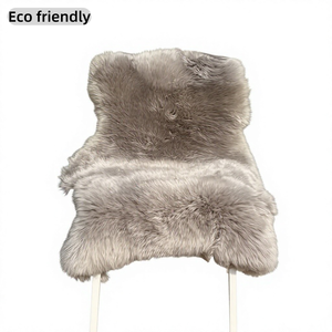 Musterexemplar: Natürlicher Schaffell-Stuhlbezug, weiches, flauschiges Sitzkissen aus Langwolle, Fell-Stuhlkissen für Zuhause, Barhocker-Dekoration - Product Image 1