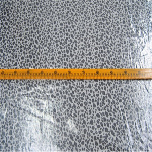 Vải Lụa Lurex Kim Loại Màu Bạc Sáng Bóng Có In Hình Động Vật Da Báo Cho Trang Phục Dự Tiệc Nữ Hiện Đại - Product Image 6