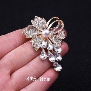 Flower Crystal Brooch With Imitation Pearl And Teardrop Rhinestones Gold Plated Alloy Women's <b>Wedding</b> <b>Accessory</b> - Product Image 4