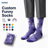 Chaussettes amusantes en coton peigné de haute qualité OEM, couleurs personnalisées, chaussettes jacquard tricotées confortables pour homme et femme, pour la vie quotidienne