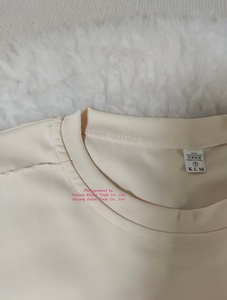 T-<span class=keywords><strong>shirt</strong></span> à manches courtes pour femmes, grande taille 4XL, pour femmes rondes, avec motif arête de poisson sur l'épaule, design original et effet amincissant - Product Image 5