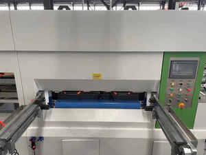 Machine de découpe et de pliage automatique de carton ondulé QHPACK - Product Image 3