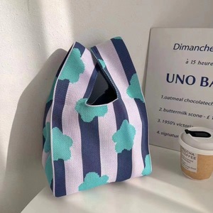 Bolso de Mano de Mujer, Moderno, de Piel Sintética con Diseño de Crochet, Bolso Pequeño con Solapa, Estampado de Frutas, Forro de Piel Auténtica, Capacidad de 2-2.9L, para Exteriores - Product Image 5