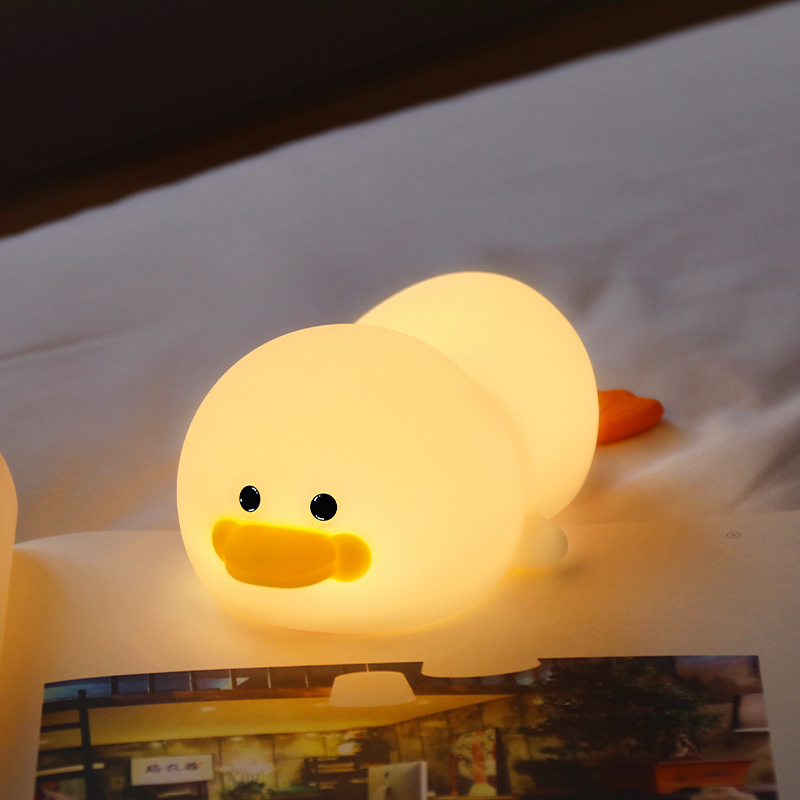 Silicone Safety Night Light - Dentist Recommended Toddler Lamp, Auto-Dim for Midnight Feeding, EU Warehouse