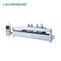 Machine à bois Leadertech pour la production de pavillons en bois avec découpe en bout/moulage/tenonnage et mortis/découpe de courbes CNC