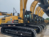 Excavatrice sur chenilles robuste de 37,5 tonnes, équipée d'une benne à roche compatible de 1,9 m³, d'un grappin, d'une tarière, d'un foreur, et d'un système hydraulique