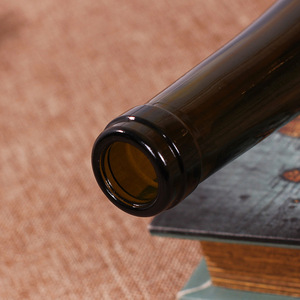 Bán buôn giá tốt nhất hổ phách 500ml 700ml rượu mạnh chai thủy tinh tái sử dụng Vodka Gin Whisky đồ uống có cồn Màn hình in ấn - Product Image 4