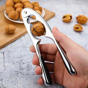 Ouvre-pince en noyer manuel <span class=keywords><strong>casse</strong></span>-<span class=keywords><strong>noisette</strong></span> en alliage de zinc facile à utiliser pour la cuisine domestique <span class=keywords><strong>ustensile</strong></span> en métal durable - Product Image 2