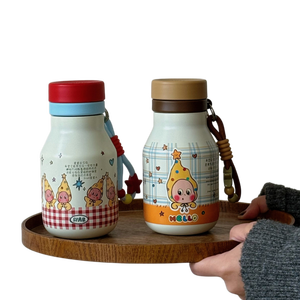 Borraccia Termica Kawaii a Forma di Stella da 480ml, Bicchiere con Stampa 'HELLO' <span class=keywords><strong>e</strong></span> 'STAR' con Cinturino da Trasporto - Product Image 3