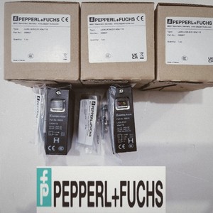 Sensor Óptico P+F PXV100-F200-B17-V1D de Alta Resolución y Posicionamiento Preciso - Product Image 4
