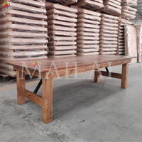Table pliante en bois de haute qualité pour enfants, idéale pour les fêtes et les repas à la ferme
