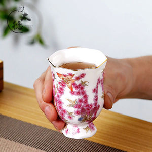 Taza de Té de Porcelana Rosa Flor de Cerezo con Borde Dorado para Uso Personal, Origen Dehua - Product Image 4