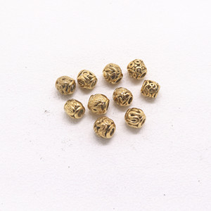 Cuentas espaciadoras redondas de acero inoxidable chapadas en oro de 6 mm de Yunnique para la fabricación de pulseras, componentes de joyería. - Product Image 4