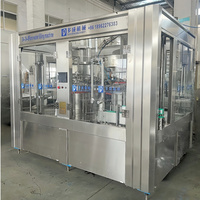 Machine de remplissage et de bouchage de boissons PLC de haute qualité pour bouteilles en verre, production automatique de remplissage de liquides