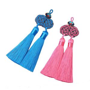 Colgante decorativo de poliéster con nudo de doble dinero y borla de nudo chino personalizada, de seda helada, para accesorios de abanico y marcapáginas - Product Image 1