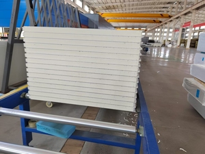 Suriname Mining Camp <strong>VIP</strong> Suite 50mm PIR B1 Fireproof High Humidity Resistance Engineering Fireproof PIR <strong>Sandwich</strong> Panel - Product Image 4