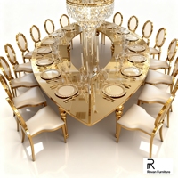Table de banquet ovale dorée élégante et luxueuse avec chaises pour événement de mariage