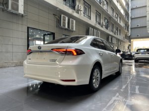 <span class=keywords><strong>Toyota</strong></span> <span class=keywords><strong>Corolla</strong></span> Autos Usados E210 Sedán <span class=keywords><strong>Gasolina</strong></span> Híbrido 1.2T 1.6L 1.8L E-CVT Premium Venta al por Mayor Usados <span class=keywords><strong>toyota</strong></span> <span class=keywords><strong>corolla</strong></span> - Product Image 4