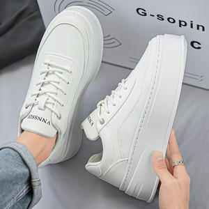Nuove scarpe da uomo traspiranti, sportive alla moda e versatili, alla moda, comode da corsa casual - Product Image 4