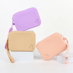 Factory Stock Women's Small Coin Wallet Personalized Silicone Credit Card Coin Holder Coin Purse Dog Treat Training Pouch