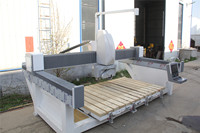 Scie à pont CNC 5 axes, machine de découpe automatique de pierre CNC pour le marbre et le granit