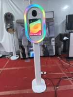 Photo Booth Pernikahan Portabel Bergaya iPad dengan Sistem Selfie.