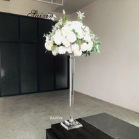 Centres de table de mariage en ZT-568 Décorations de table Grand support de fleurs Conception simple Matériau de poteau en cristal pour la décoration de mariage