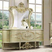 Ensembles de meubles de chambre à coucher de luxe à la française Meubles de lit Queen et King sculptés à la main Meubles de chambre à coucher en bois