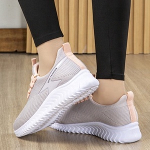 Nuove <span class=keywords><strong>scarpe</strong></span> da ginnastica autunnali da <span class=keywords><strong>donna</strong></span> <span class=keywords><strong>scarpe</strong></span> sportive Casual traspiranti con lacci mocassini da <span class=keywords><strong>donna</strong></span> Sneakers bianche <span class=keywords><strong>scarpe</strong></span> da corsa da passeggio all'aperto - Product Image 4