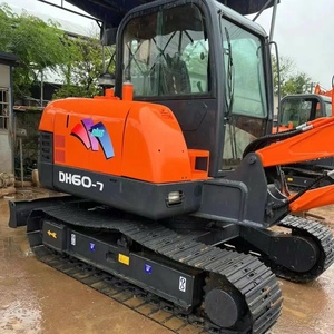 Excavadora Pequeña Doosan DH60 de 6 Toneladas, Reacondicionada, en Stock, Bien Mantenida, Precio Económico para Exportación al por Mayor - Product Image 4