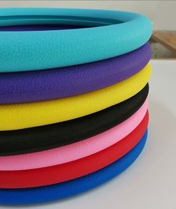 Nuevo colorido suave agradable a la piel 38CM silicona coche <span class=keywords><strong>volante</strong></span> cubierta <span class=keywords><strong>forro</strong></span> <span class=keywords><strong>volante</strong></span> Protector - Product Image 1