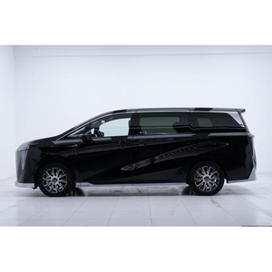 GAC Trumpchi E9 PHEV Ibrida 2024 2.0TM Van Automatica Pneumatici R18 Motore Turbo Nuova Euro VI Ricarica Rapida Edizione Master Scura - Product Image 2