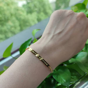 Bracciale a barra personalizzato in acciaio inossidabile con incisione, regalo, barra vuota, bracciale con citazione ispiratrice, placcato oro - Product Image 4