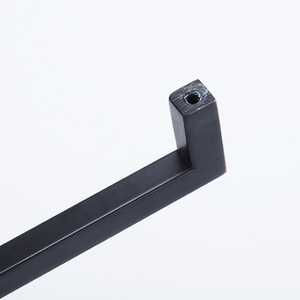 Poignée de tiroir de meuble moderne et minimaliste H-159 en alliage de zinc durable pour cuisine et armoire - Product Image 3