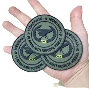 Patchs brodés en PVC souple 3D personnalisés, logo en PVC gaufré à chaud, pour fixation sur chapeaux, sacs et toiles en caoutchouc thermocollant - Product Image 1