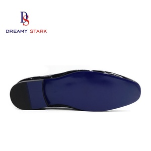 Chaussures Oxford pour homme en cuir véritable italien de haute qualité, fabriquées à la main, confortables, avec logo personnalisé, pour le bureau et la carrière - Product Image 4