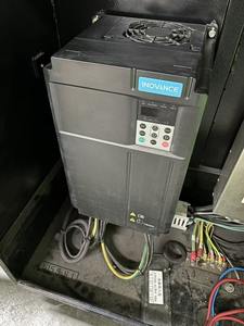 Máquina de Moldeo por Inyección de Plástico Horizontal Eléctrica Yizumi 160-200T con PLC, Servomotor, Caja de Cambios, Rodamientos y Bomba - Product Image 3