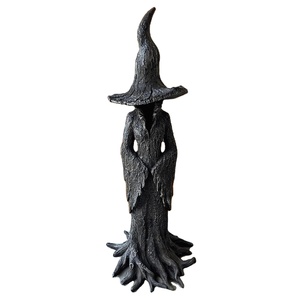 Witt, estatua de bruja encantadora para Halloween, obra de arte de resina pintada a mano, decoración de jardín perfecta con patrón de Anime y Animal - Product Image 1