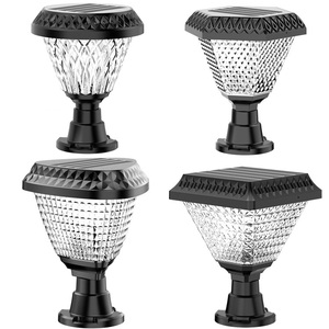 Plusieurs couleurs de lumière Panneau <span class=keywords><strong>photovoltaïque</strong></span> carré 1.2AH Capacité de la batterie <span class=keywords><strong>Lampe</strong></span> de pelouse solaire à LED extérieure <span class=keywords><strong>Lampe</strong></span> de pilier - Product Image 2