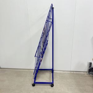 Support métallique personnalisé avec roulettes pour l'affichage d'affiches et de bandes dessinées - Product Image 2