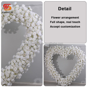 ตกแต่งวันวาเลนไทน์อย่างราบรื่นฉากหลังซุ้มดอกกุหลาบสีขาวขนาดใหญ่ - Product Image 2