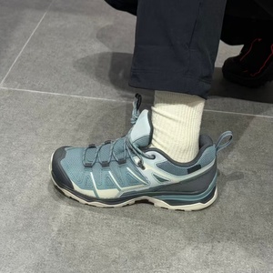 Chaussures de randonnée imperméables unisexes GTX, semelle antidérapante Contagrip, respirantes, pour la randonnée en montagne, chaussures de trekking Saloms - Product Image 3