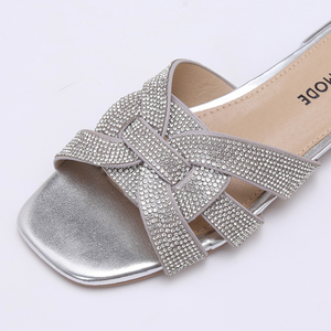 Silver PU Women <strong>Slipper</strong> Flat Light Weight Slip-On Customized <strong>Diamante</strong> Comfort Soft Footwear for Autumn/Spring/Summer - Product Image 6