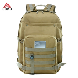 Mochila Táctica LUPU de Tela Oxford 20-36L con Sistema MOLLE para Deportes al Aire Libre Unisex con Cierre de Cremallera - Product Image 2